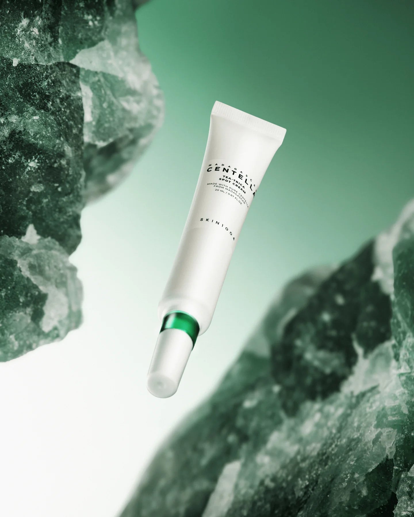 SKIN1004 MADAGASCAR CENTELLA TEA-TRICA SPOT CREAM 20ML